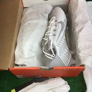 Nike | Shoes | New Nike Vapor Edge 36 Vc Cleats Gloves Socks  display picture 3